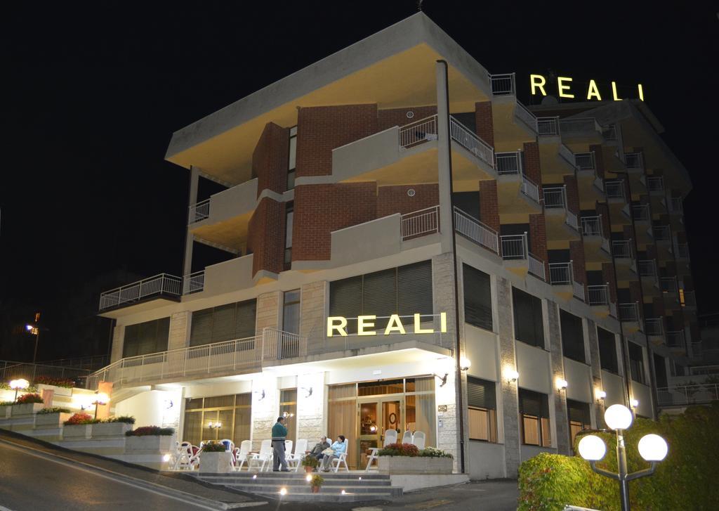 Hotel Reali Chianciano Terme Luaran gambar