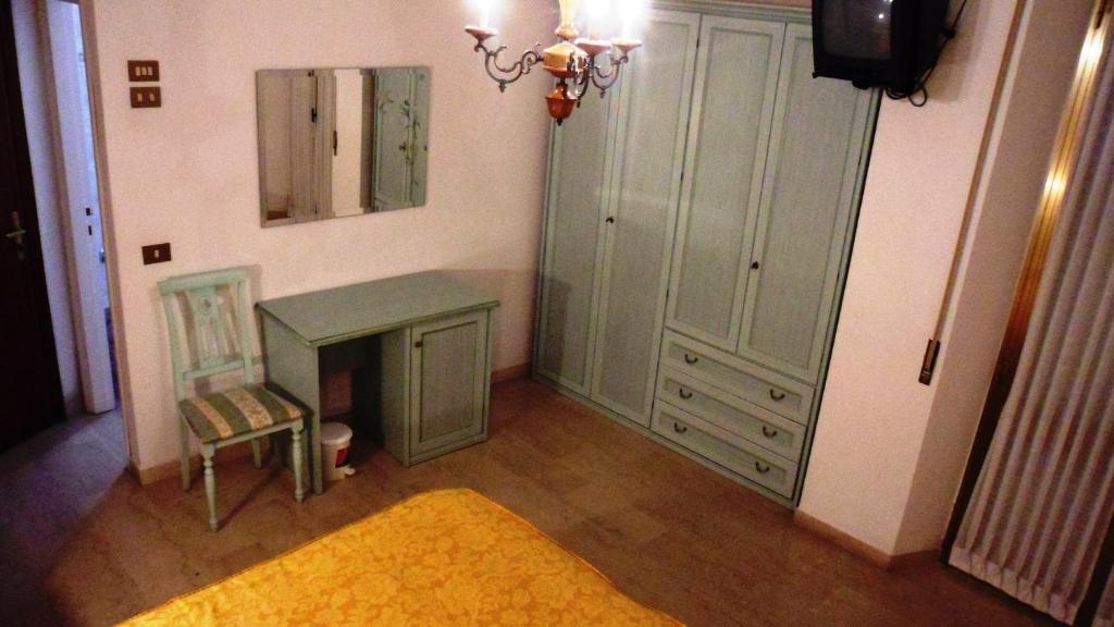 Hotel Reali Chianciano Terme Bilik gambar