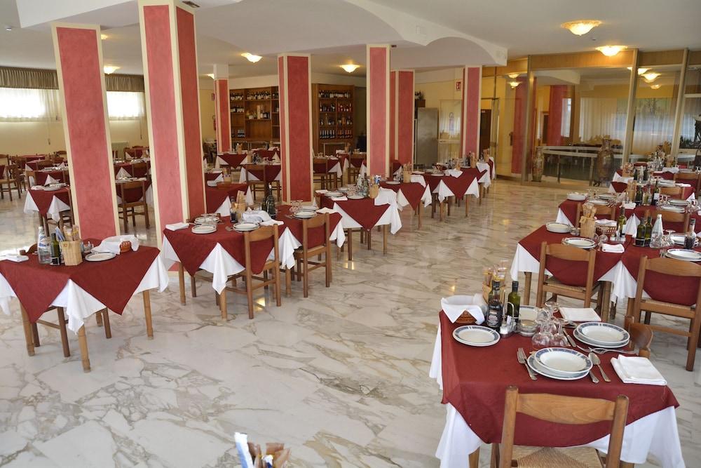Hotel Reali Chianciano Terme Luaran gambar